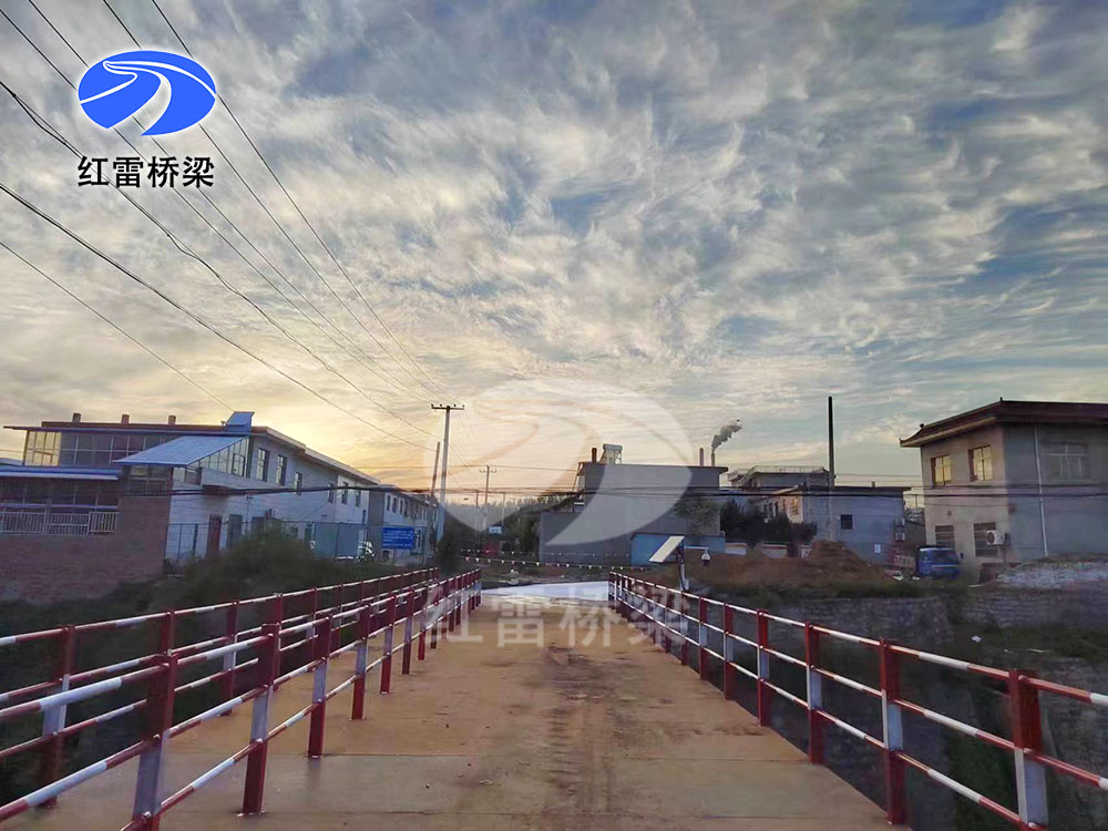 橋梁改造，化“?！睘椤鞍病?陜西銅川民政工程鋼便橋