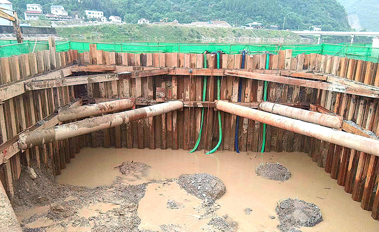 鋼板樁圍堰